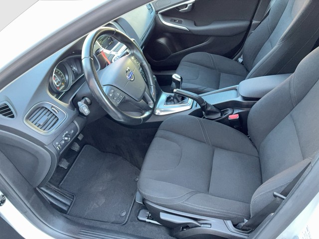 VW - T-Roc 1.5 TSI DSG R-LINE AHK+RFK+ACC+NAVI+SPUR_11