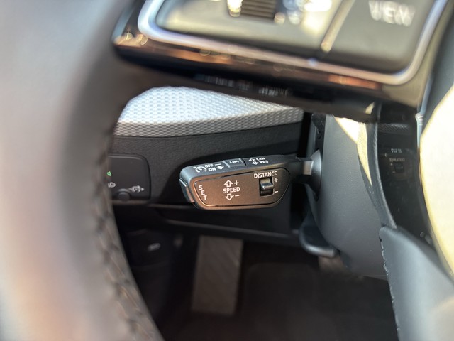 Audi - Q2 35 TFSI S tronic S line Matrix RFK_14