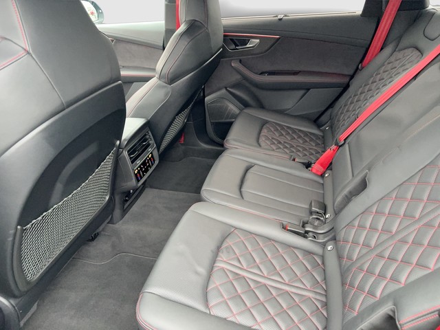 Audi - SQ7 4.0 TFSI Tiptronic quattro competition plus_3