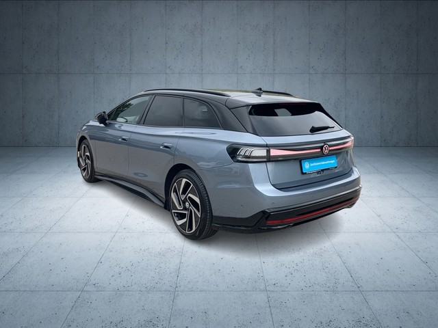 VW - ID.7 Tourer Pro AHK+BlackStyle+AreaView+Wärmepum_8