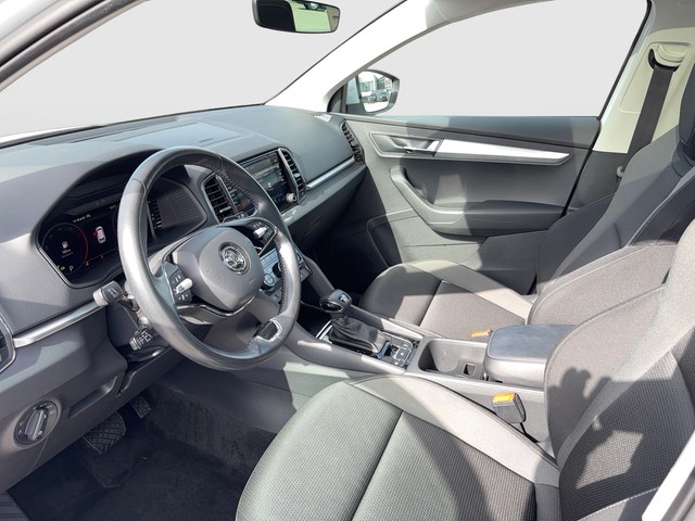 Skoda - Karoq 2.0 TDI DSG Tour ACC CAM LED NAVI PANO_18