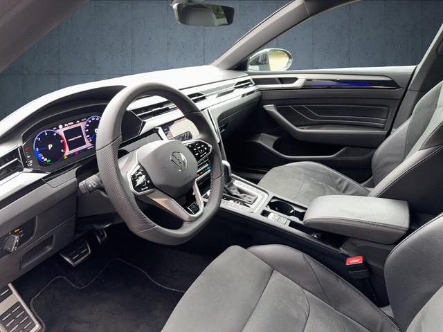 VW - Arteon Shooting Brake R-Line Pano Area View DCC SHZ_13